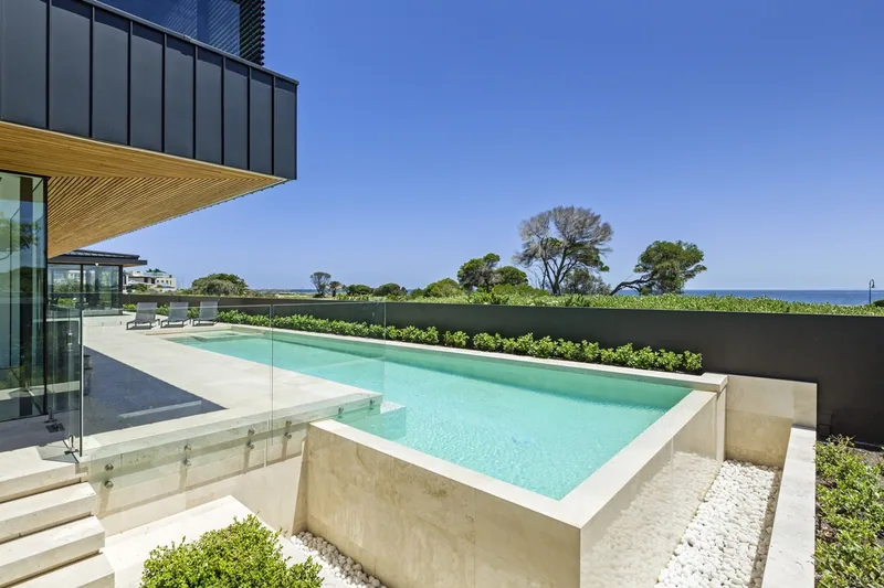 Classic Travertine application