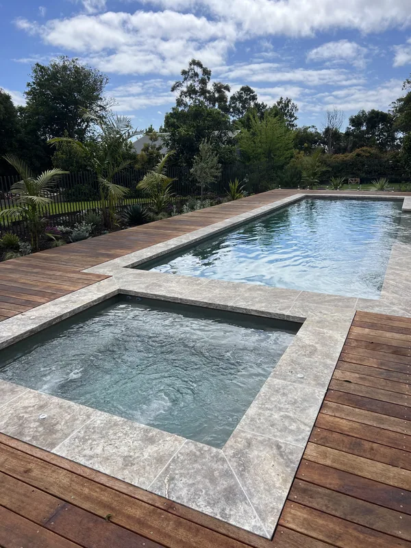 Silver Travertine application
